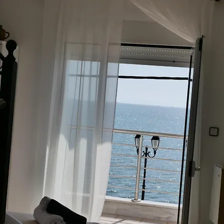 Seaside 3*